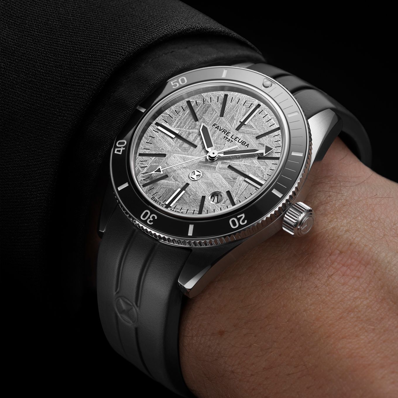 A Sandwich Construction