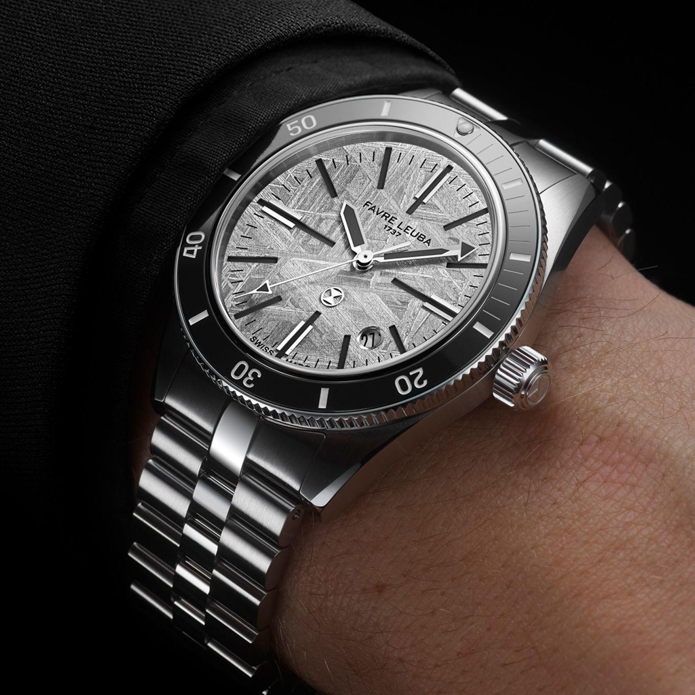 A Sandwich Construction